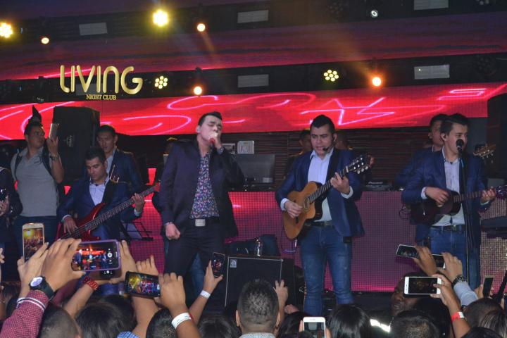 Foto 20 de Living - 2do Fds Julio 2017 en Living Night Club, Cali