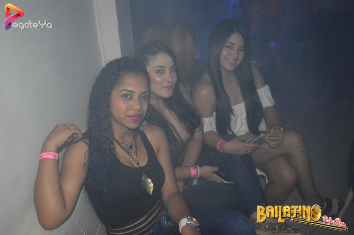 Foto 20 de Bailatino - 1er & 4to Fds Oct 2016 en Bailatino - Bar, Cali