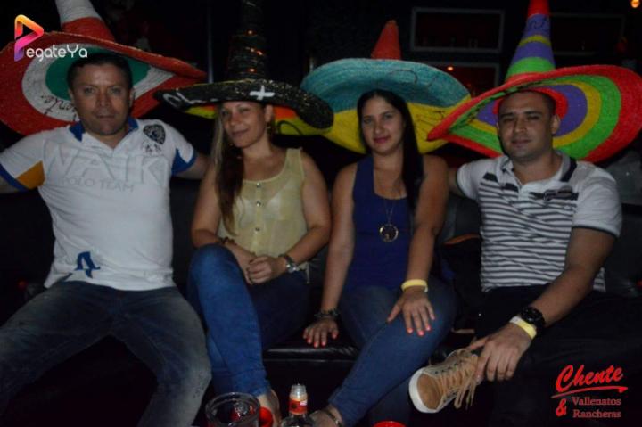Foto 10 de CHENTE - 5to FDS ENERO 2016 en CHENTE Vallenatos y Rancheras, Cali