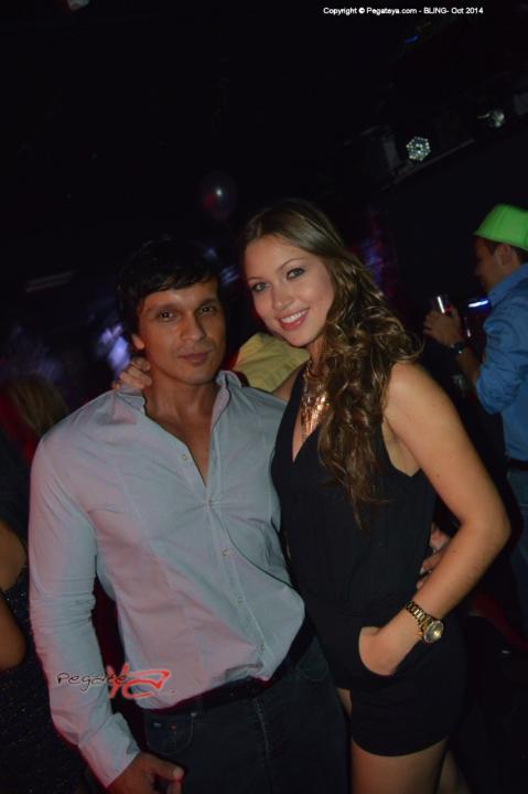 Foto 33 de Bling 24 y 25 de octubre de 2014 en Bar Bling Bucaramanga, Bucaramanga