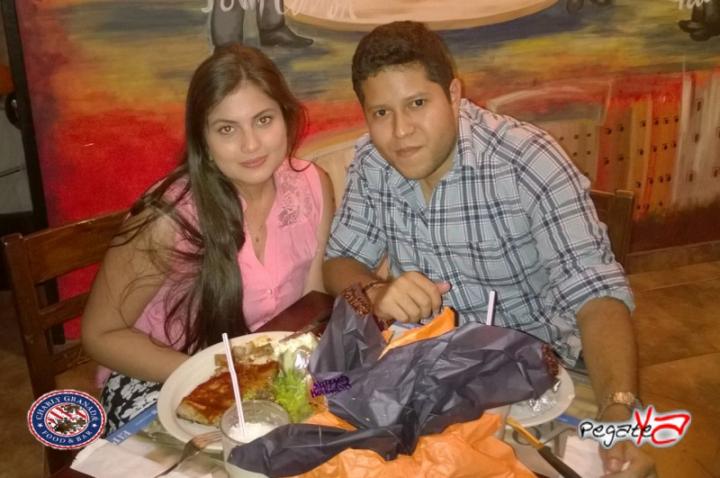Foto 5 de Charly Food Bar - 4to FDS Octubre 2014 en Charly Food Bar, Cali