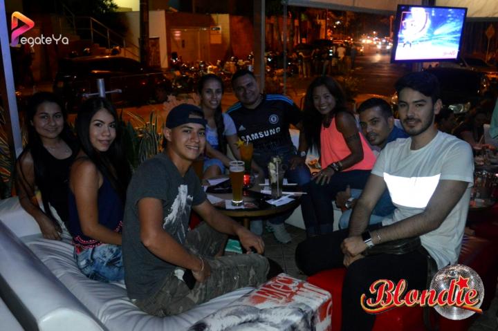 Foto 14 de Blondie - 4to FDS Mayo 2015 en Blondie Bar Cali, Cali