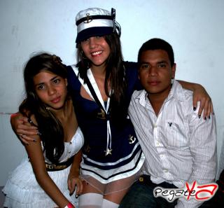 Foto 80 de Noviembre 3 del 2012 en Babel / Barra Libre Cali, Cali