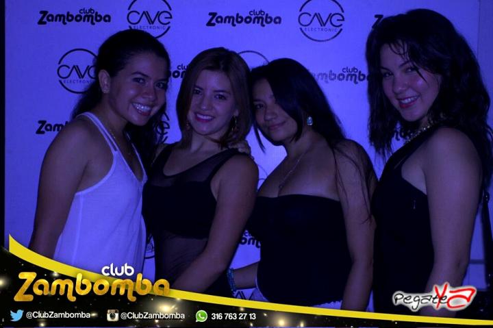 Foto 37 de ZAMBOMBA - julio 27 en Club Zambomba, Cali