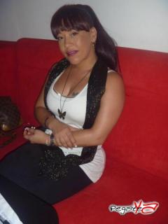 Foto 11 de Marzo 17 del 2012 en Zalez Bar Karaoke Cali, Cali