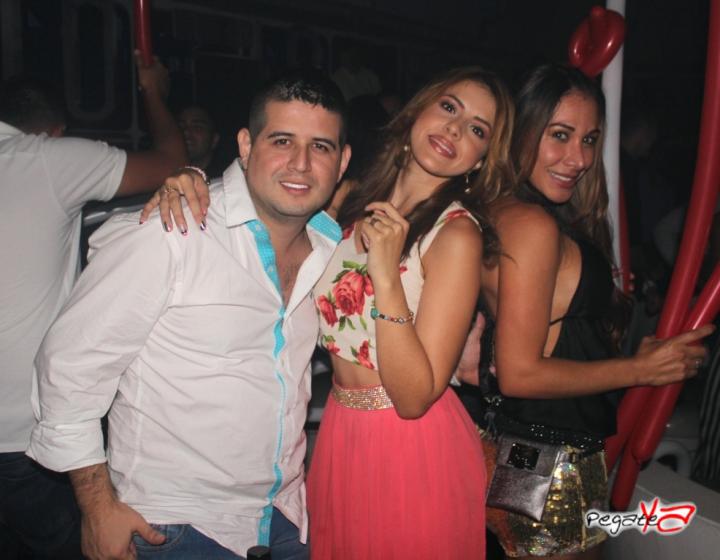 Foto 163 de Lolas - Alexis & Fido en Lolas Club Menga Cali, Cali