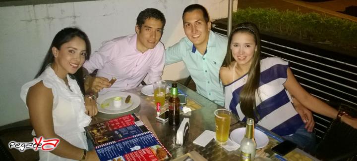 Foto 8 de Charly Food Bar - 3er FDS Octubre en Charly Food Bar, Cali