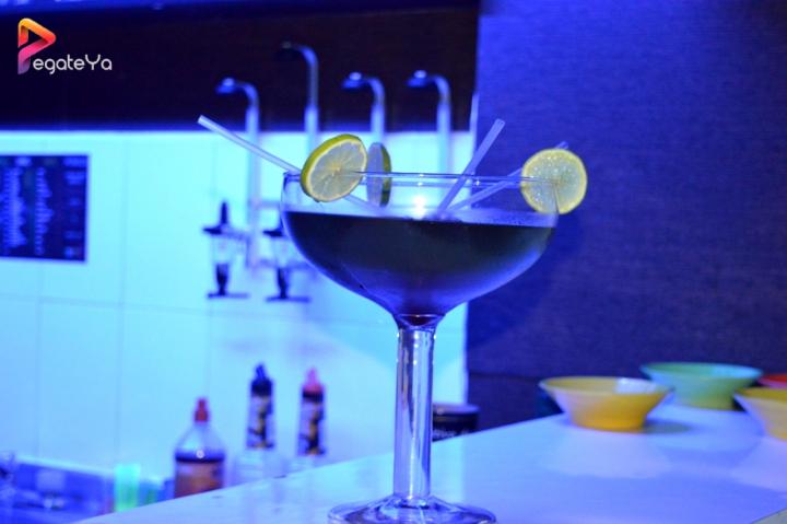 Foto 7 de Colors Drink - 4to FDS Mayo 2015 en Colors Drink, Cali
