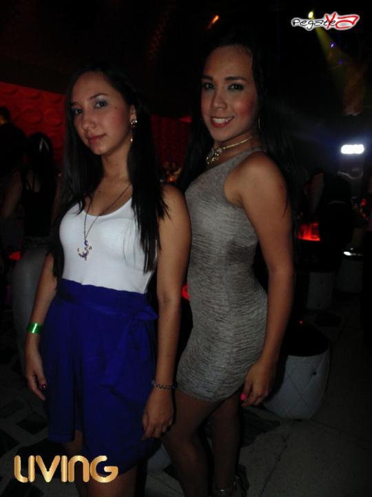 Foto 15 de Living - Amor y Amistad en Living Night Club, Cali