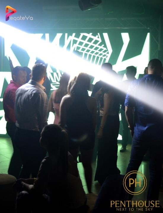 Foto 25 de Penthouse Club - 5to fds abril 2016 en Penthouse 1800, Cali