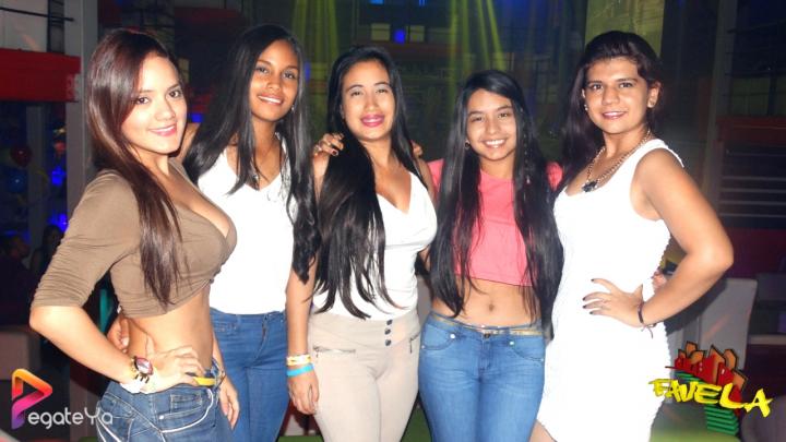Foto 2 de Favela Club - 2do FDS Abril 2015 en Favela Club Menga, Cali
