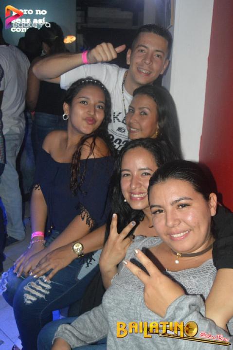 Foto 26 de Bailatino - Feria de Cali 2016 en Bailatino - Bar, Cali