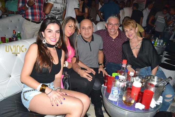 Foto 10 de Living - 1ER & 2DO Fds Enero 2017 en Living Night Club, Cali