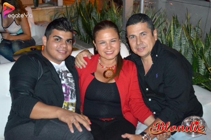 Foto 21 de Blondie - AMOR & AMISTAD 2016 en Blondie Bar Cali, Cali