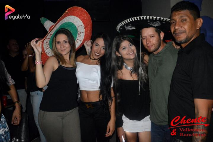 Foto 3 de Chente - 5to FDS Abril 2016 en CHENTE Vallenatos y Rancheras, Cali