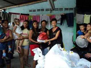 Foto 15 de Bucaramanga entrega donaciones La Joya en Bucaramanga entrega donaciones La Joya, Barrancabermeja