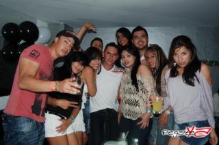 Foto 62 de Luxury 27 Abril en Discoteca Luxury Medellin, Medellín