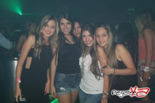 Foto 3 de Aqua 21 de Abril en Discoteca Aqua Medellin, Medellín