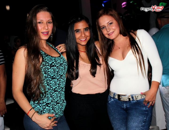 Foto 7 de Zambomba - Amor y Amistad en Club Zambomba, Cali
