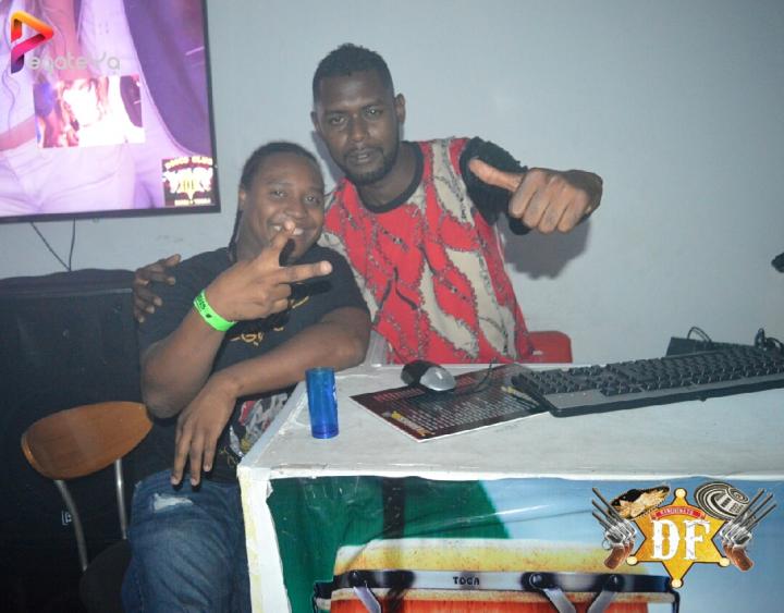Foto 10 de El Df - 4to Fds Abril 2017 en El DF Club Discoteca