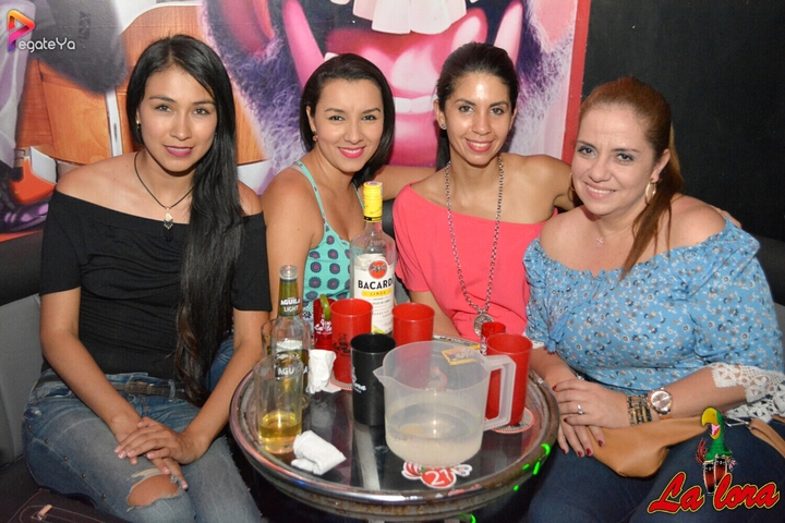 Foto 11 de La Lora Bar · septiembre de 2017 en La Lora Bar, Cali
