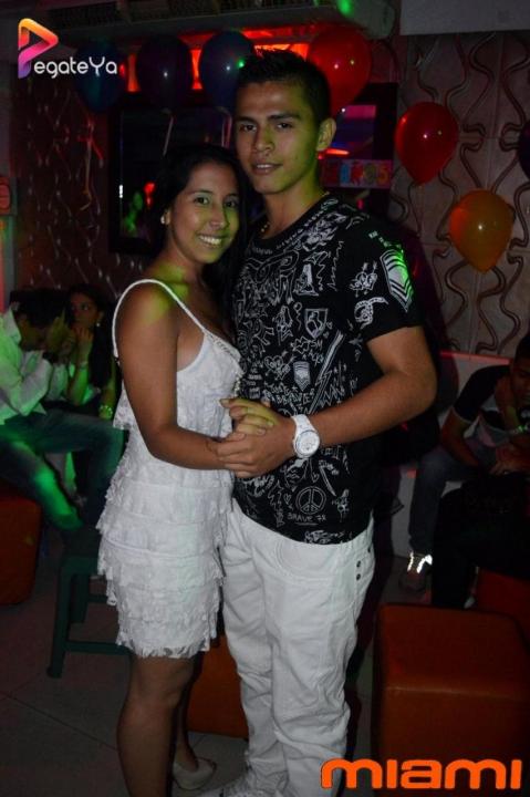 Foto 22 de Miami Bar - 1er FDS Agt 2015 en Miami Bar Cali, Cali