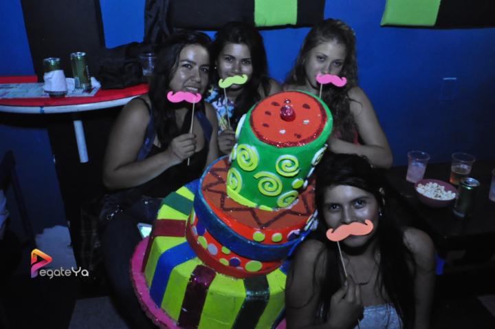 Foto 13 de El Manicomio sábado 30 de mayo 2015 en Discoteca El Manicomio Bucaramanga, Bucaramanga