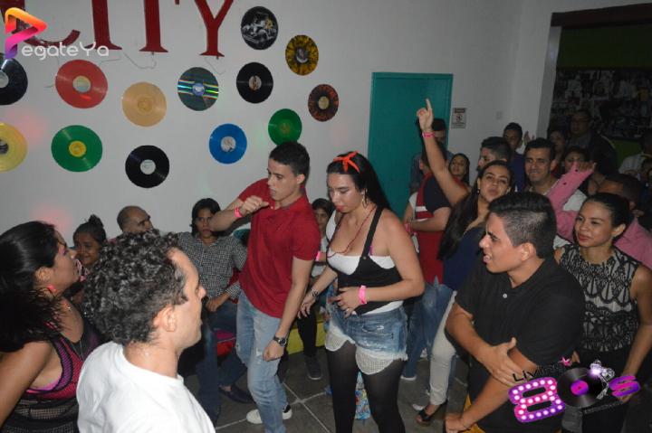 Foto 11 de living 80 - 4to Junio 2016 en Living Ochentas Cali, Cali