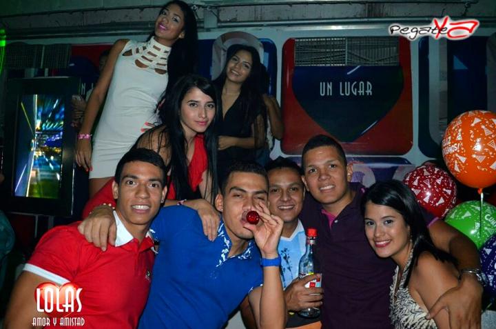 Foto 122 de Lolas Club - Amor y Amistad en Lolas Club Menga Cali, Cali