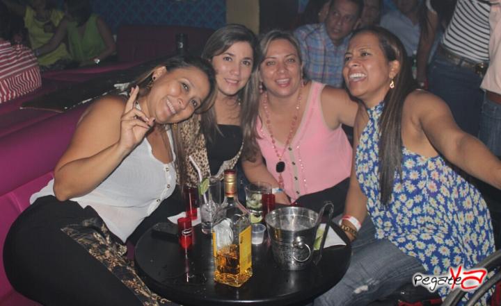 Foto 17 de Kabaret - Julio 19 en Kabaret - Granada, Cali