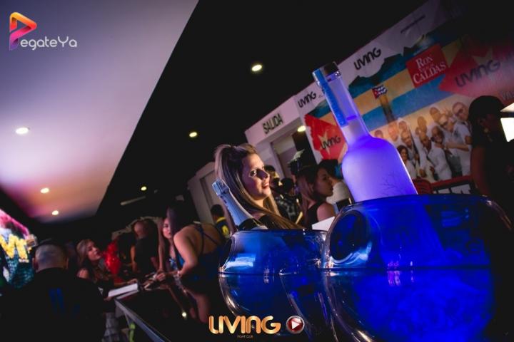 Foto 31 de Living - 3er & 4To Fds Octubre 2016 en Living Night Club, Cali