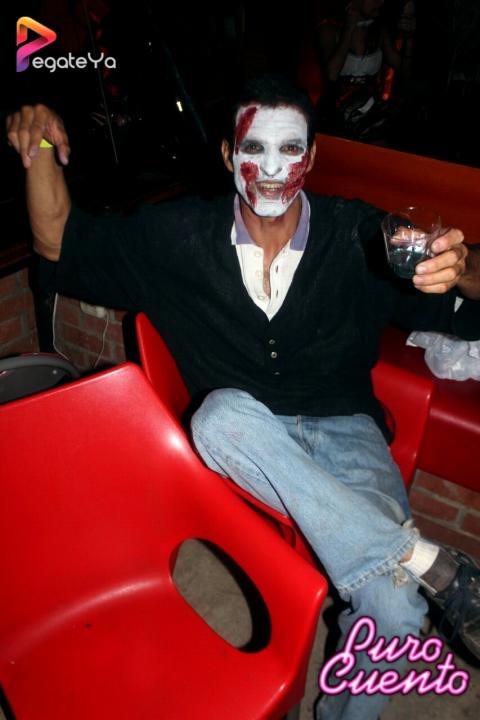 Foto 9 de Puro Cuento Bar - Halloween 2015 en Puro Cuento Bar, Cali
