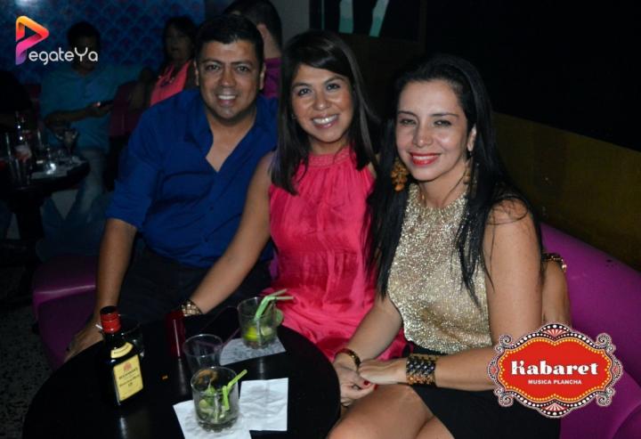 Foto 13 de Kabaret Bar - 4to FDS Mayo 2015 en Kabaret - Granada, Cali