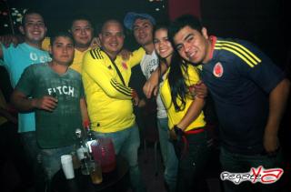 Foto 132 de Octubre 12 del 2013 en Am / PM Bar - Cali, Cali