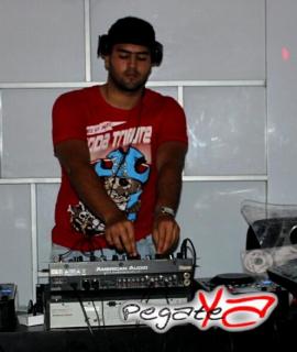 Foto 39 de Octubre 12 del 2013 en Babel / Barra Libre Cali, Cali