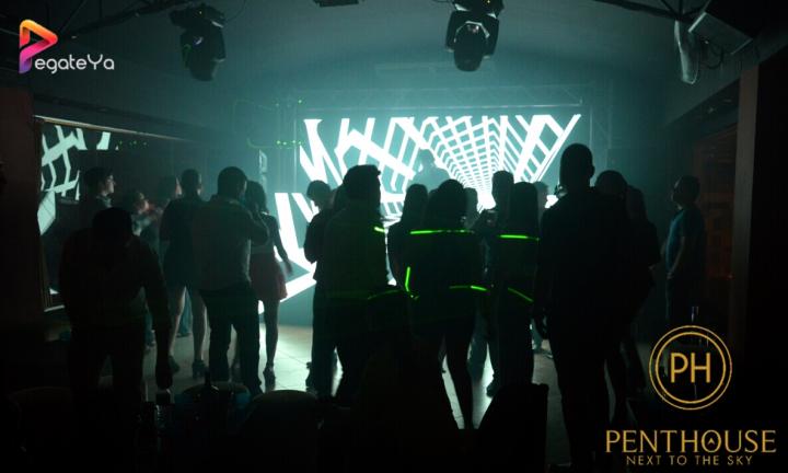 Foto 26 de Penthouse Club - 5to fds abril 2016 en Penthouse 1800, Cali