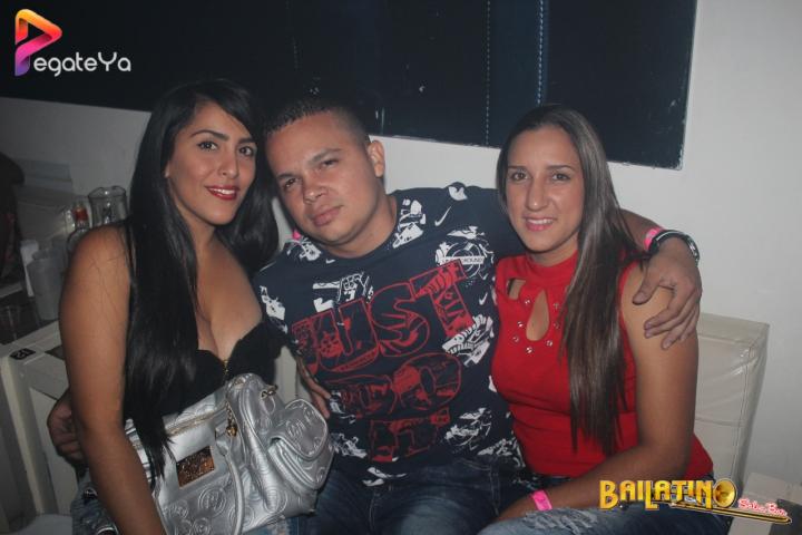 Foto 15 de Bailatino - 5to Fds Octubre- Hallowen en Bailatino - Bar, Cali