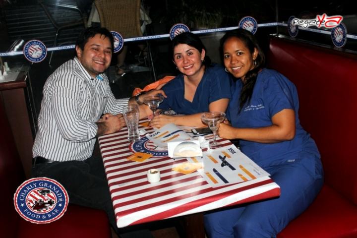 Foto 7 de Charly Food Bar - 4to FDS Octubre 2014 en Charly Food Bar, Cali