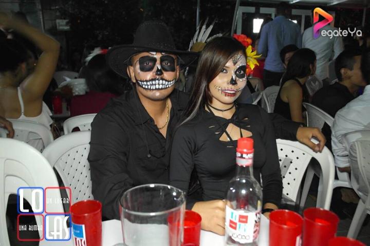 Foto 159 de Lolas Halloween 2015 en Lolas Club Menga Cali, Cali