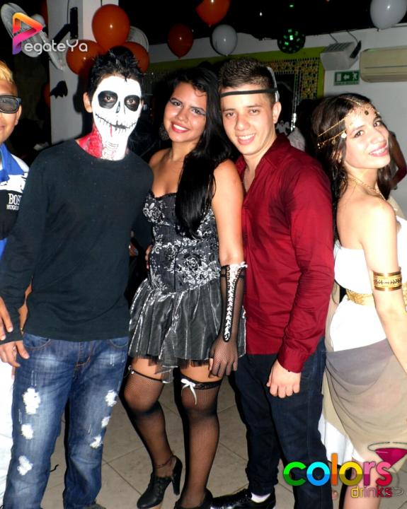 Foto 36 de Colors - Halloween 2015 en Colors Drinks