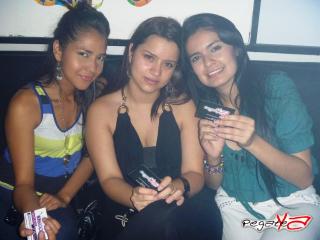 Foto 5 de Junio 02 del 2012 en Babel / Barra Libre Cali, Cali