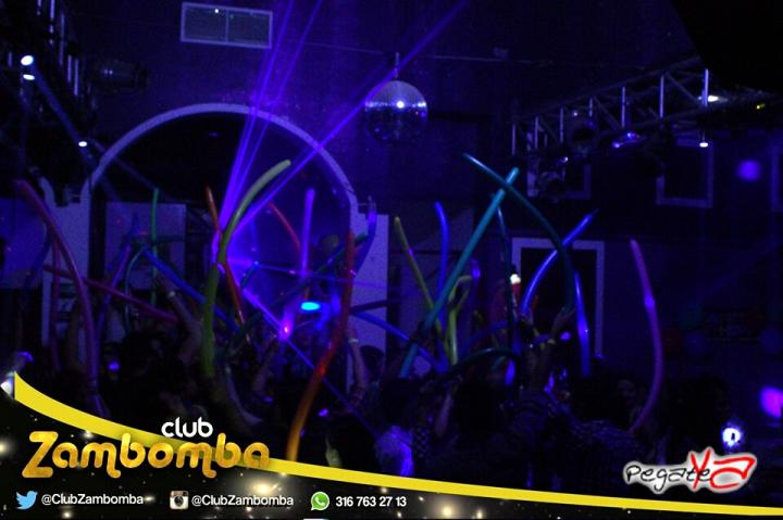 Foto 39 de ZAMBOMBA - julio 27 en Club Zambomba, Cali