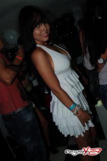Foto 13 de Luxury 27 Abril en Discoteca Luxury Medellin, Medellín