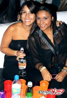 Foto 62 de Junio 08 del 2013 en Living Night Club, Cali