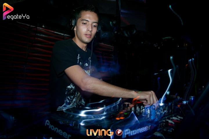 Foto 27 de Living - 1er & 2do Fds Agosto 2016 en Living Night Club, Cali