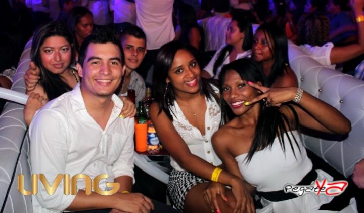 Foto 29 de Living - 5to FDS Nov 2014 en Living Night Club, Cali