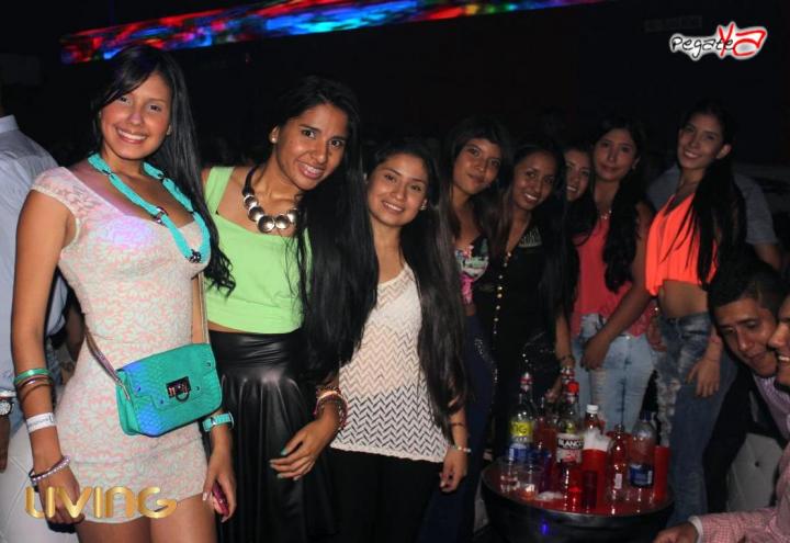Foto 61 de Living Night Club - Sep 27 en Living Night Club, Cali