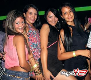 Foto 27 de Julio 27 del 2013 en Living Night Club, Cali