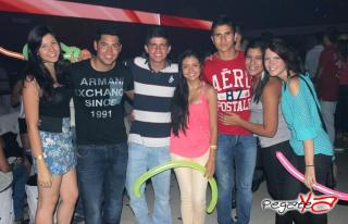 Foto 49 de Julio 27 del 2013 en Living Night Club, Cali