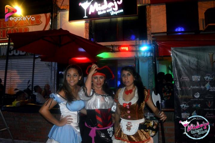 Foto 29 de Midaju - Halloween 2015 en Midaju Bar